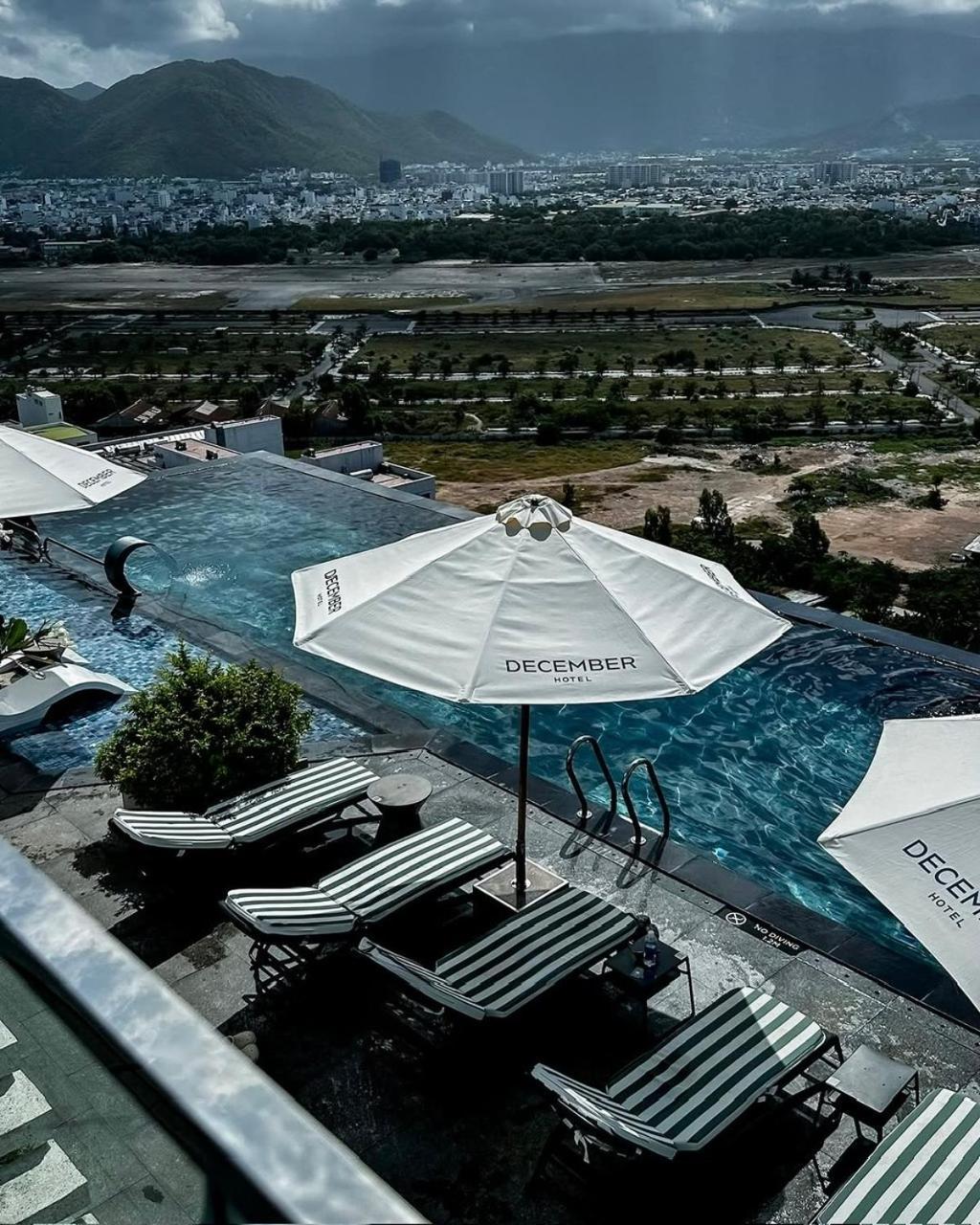 December Hotel Nha Trang Extérieur photo